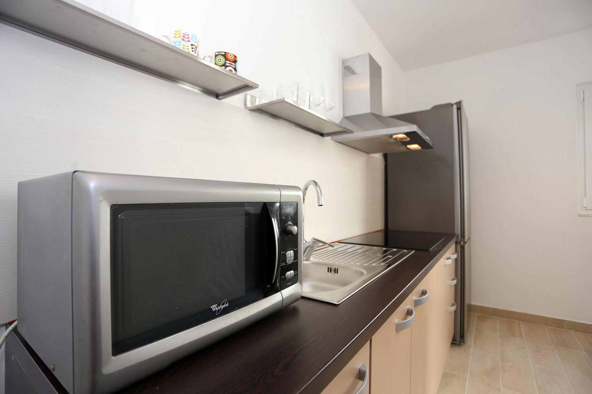 Apartments Ivan Spadina Tisno Exterior foto